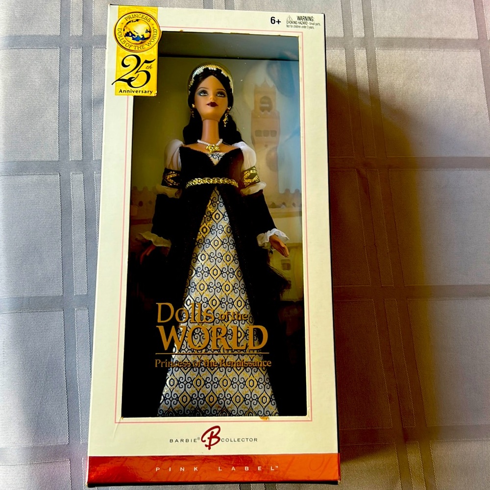 2004 Princess Of The Renaissance Barbie Princess Dolls Of The World